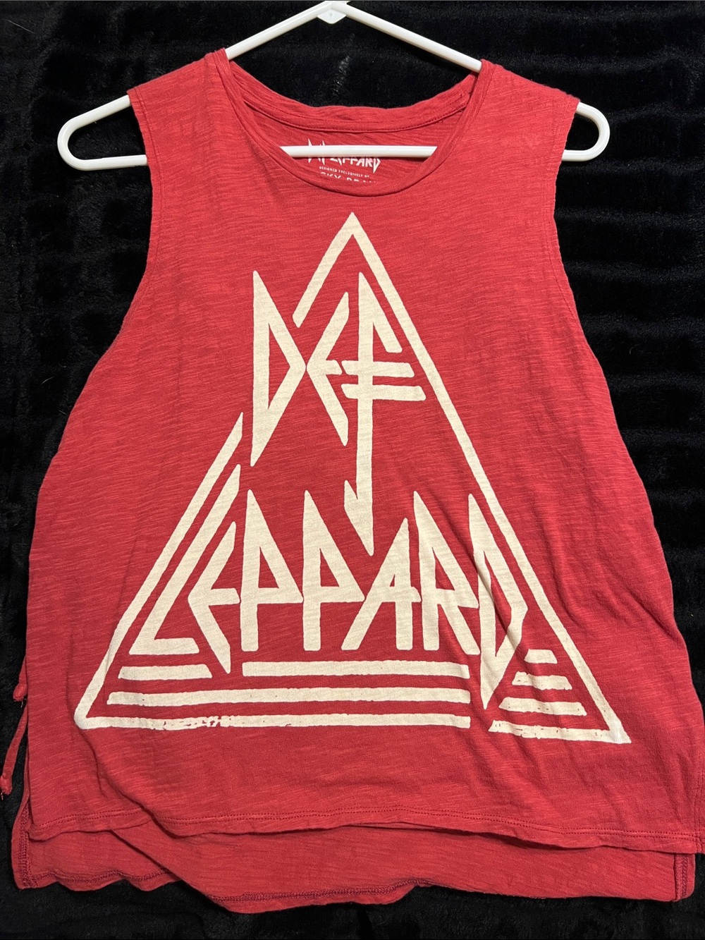 Size M Lucky Brand Def Leppard tank